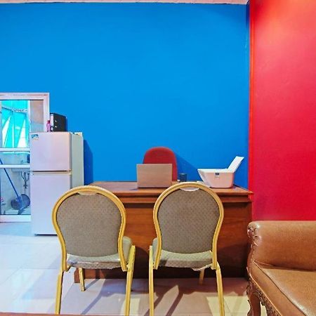 OYO 91510 Homestay Utama Syariah Pekanbaru Luaran gambar