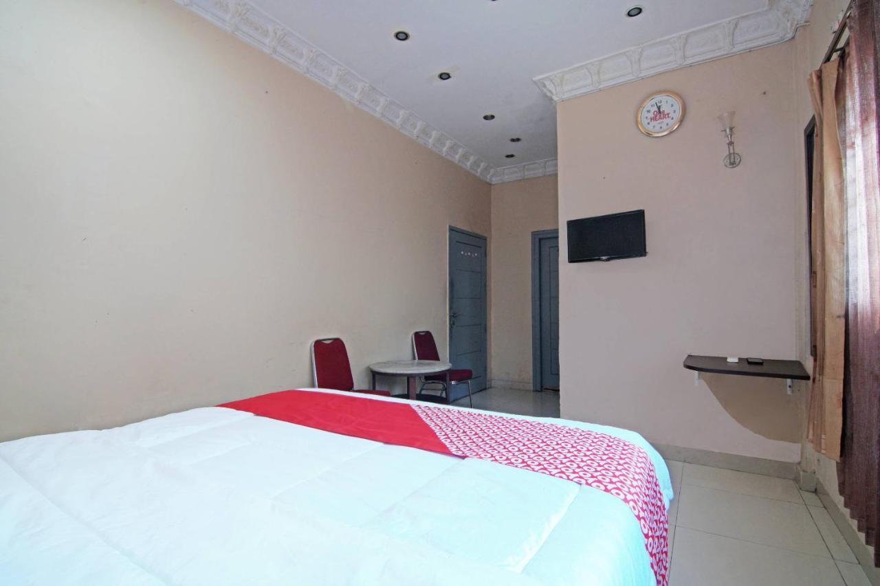 OYO 91510 Homestay Utama Syariah Pekanbaru Luaran gambar