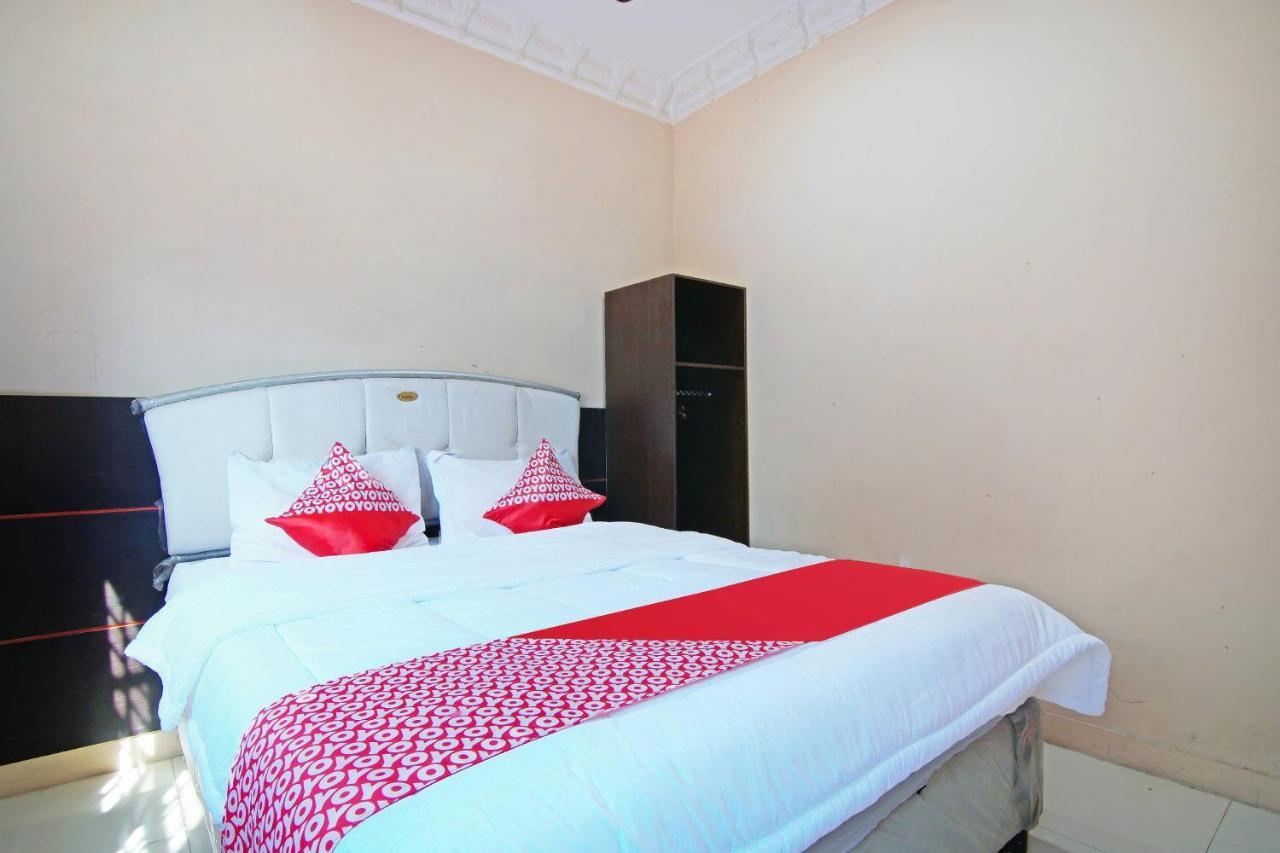 OYO 91510 Homestay Utama Syariah Pekanbaru Luaran gambar