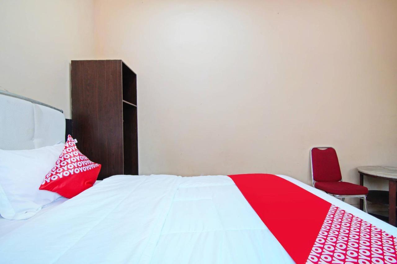 OYO 91510 Homestay Utama Syariah Pekanbaru Luaran gambar