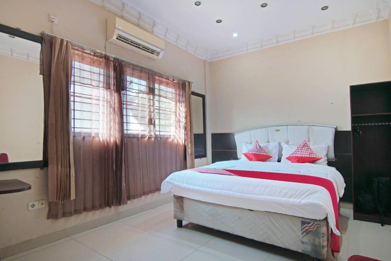 OYO 91510 Homestay Utama Syariah Pekanbaru Luaran gambar